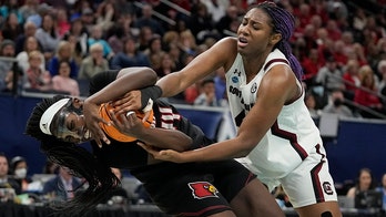 NCAA Women's Final Four: South Carolina defense smothers Louisville in semifinal win