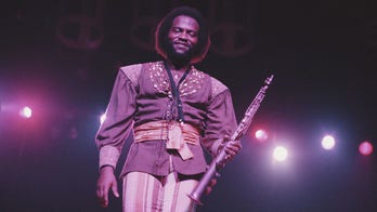 Earth, Wind & Fire saxophonist Andrew Woolfolk dead at 71