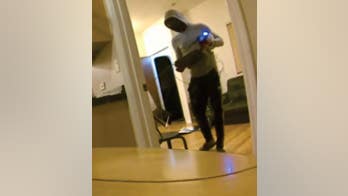 California man robbed more than 20 gay men he met on Grindr dating app, DOJ says