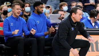 Duke's Jon Scheyer promotes Amile Jefferson to assistant coach