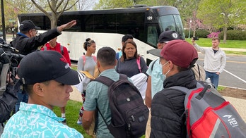 Immigrants bussed from Texas and Arizona welcome in nation's capital, say residents