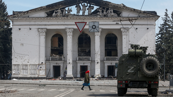 Ukraine official says 'everything possible' being done to help Mariupol soldiers