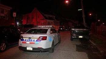 Philadelphia man fatally shot while answering front door, police seeking 2 gunmen