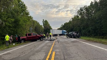 Man in Florida who stopped to help is one of two dead after head-on crash