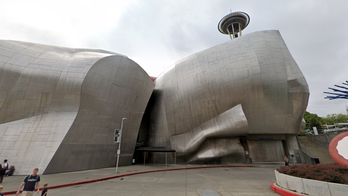 Seattle museum summer camp teaches 12-year-olds 'the art of drag'