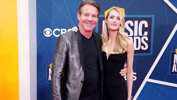 2022 CMT Music Awards: Dennis Quaid, wife Laura Savoie make rare red carpet appearance