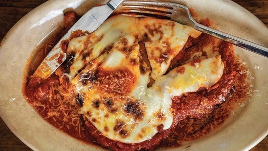 This Chicken Parmesan recipe beats most others: You'll 'eat like a king'