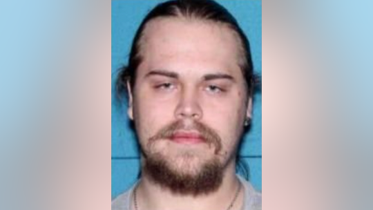 Iowa survivalist who allegedly faked his own death to avoid child porn charges is arrested in Washington