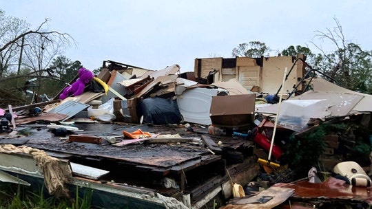 Storms in the South: Residents clear damage from deadly weather