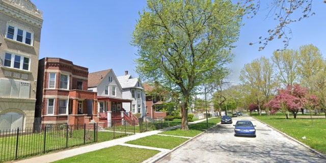 7100 S Lowe Ave, Chicago