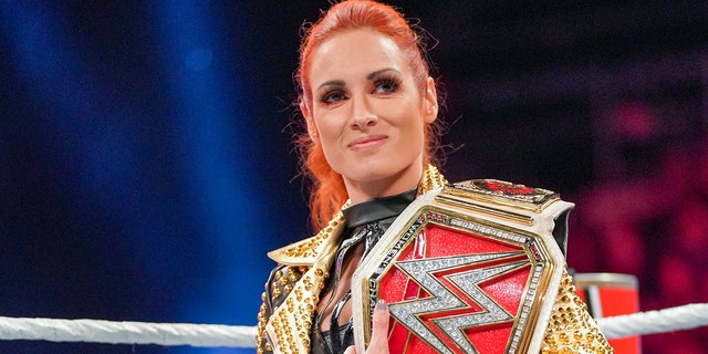 Becky Lynch defended her title against Bianca Belair.