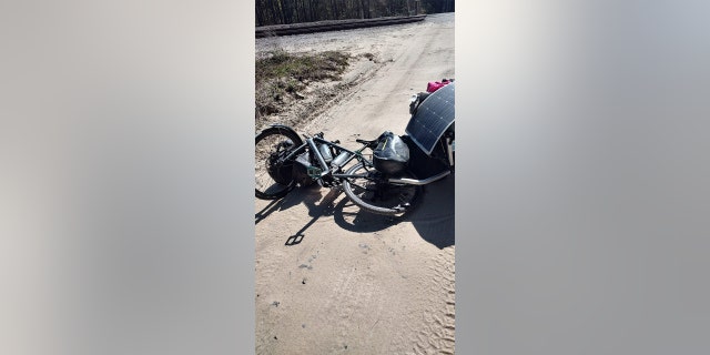 Barnes did have one mishap in S.C. When he turned onto a sand road, he had a "wreck," he said, and fell off his bike. He wasn't injured, fortunately. 