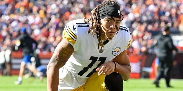 Chase Claypool of the Pittsburgh Steelers prior to a game against the Cleveland Browns at FirstEnergy Stadium Oct. 31, 2021, in Cleveland. 
