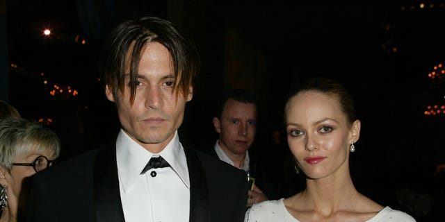 Johnny Depp and Vanessa Paradis at the 76th Annual Academy Awards - Governor's Ball at The Kodak Theater in Hollywood, California.