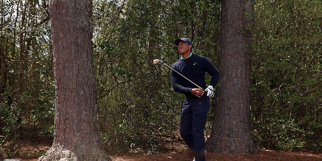 AUGUSTA, GEORGI - APRIL 08: Tiger Woods plays his shot on the fifth hole during the second round of The Masters at Augusta National Golf Club on April 08, 2022 in Augusta, Georgia. 