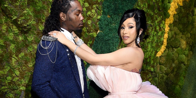 Cardi B og Offset giftet seg i hemmelighet i september 2017, og ønsket deres første datter velkommen i juni 2018.