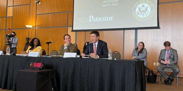 Committee Chairman Jim Himes, D-Conn., left, with Ranking Member Bryan Steil, R-Wis., at a field hearing in Kenosha on April 11, 2022.