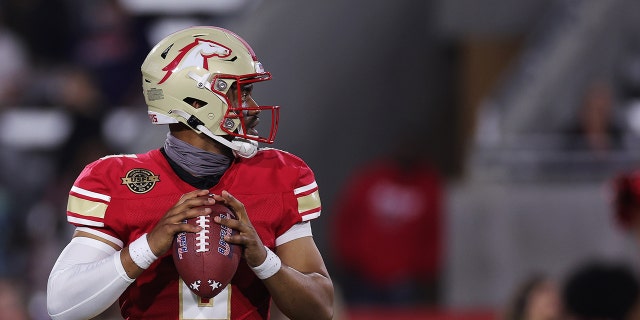 J'Mar Smith #6 of Birmingham Stallions looks to pass the ball in the second quarter of the game against the New Jersey Generals at Protective Stadium on April 16, 2022 in Birmingham, Alabama.