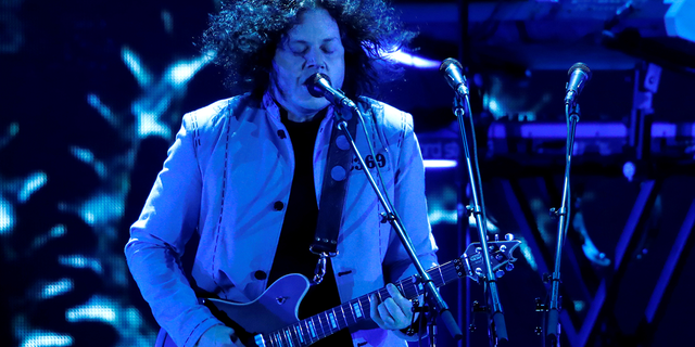 Jack White performs during the iHeartRadio Music Festival at T-Mobile Arena in Las Vegas, Nevada, U.S., September 21, 2018. REUTERS/Steve Marcus