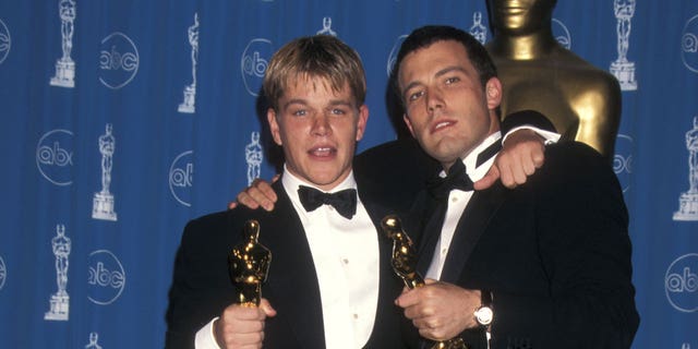 Matt Damon and Ben Affleck win an Oscar for 