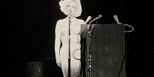Marilyn Monroe zong beroemd 