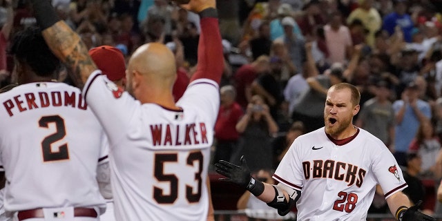 Diamondbacks' Seth Beer blasts walk-off on National Beer Day Arizona Diamondbacks' Seth Beer (28) rounds the bases after hitting a three-run, walk-off home run during the ninth inning of a baseball game against the San Diego Padres, Thursday, April 7, 2022, in Phoenix. The Diamondbacks won 4-2.