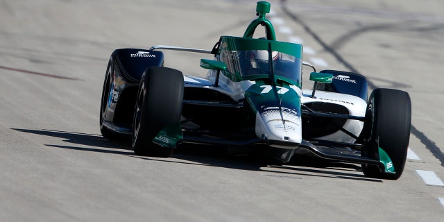 See: IndyCar windshield saves driver's life as he is hit by debris 3 The Aeroscreen features a transparent screen wrapped around a titanium frame.
