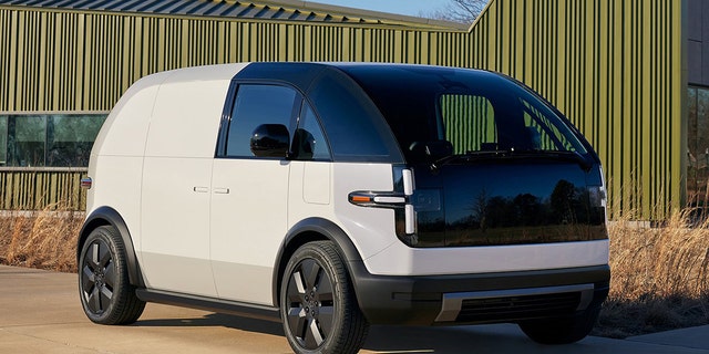 The Canoo lifestyle vehicle is being designed in cargo and passenger models.