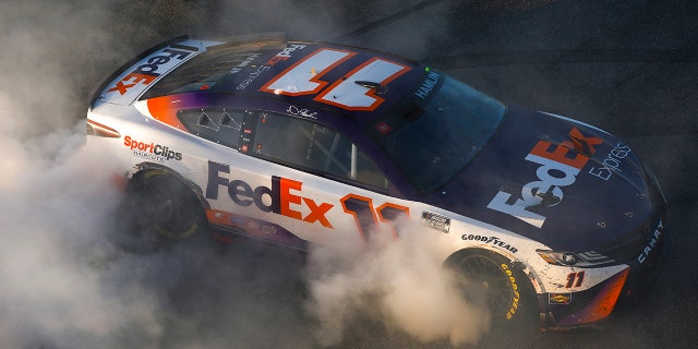 La victoria fue la primera de Hamlin en la temporada 2022.
