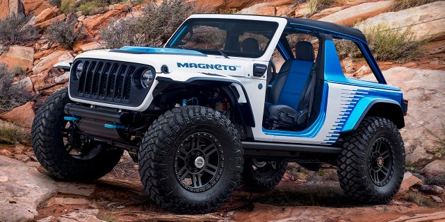 The Jeep Wrangler Magneto 2.0 has a 625 hp electric drivetrain.