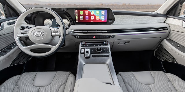 The 2023 Palisade features a new interior design with a larger touchscreen infotainment system display.