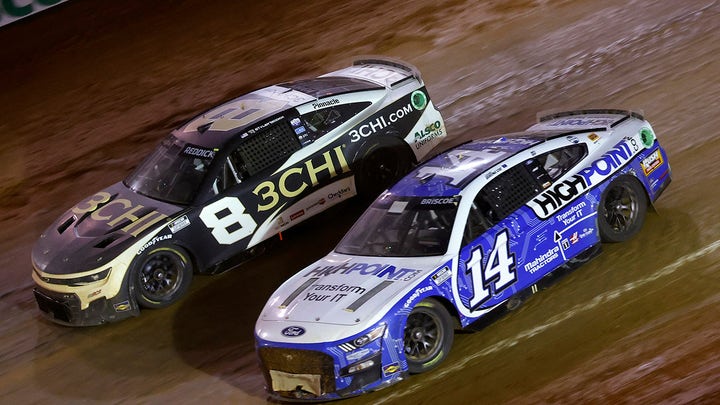NASCAR Hall of Famer Waltrip returns as guest analyst at Bristol race