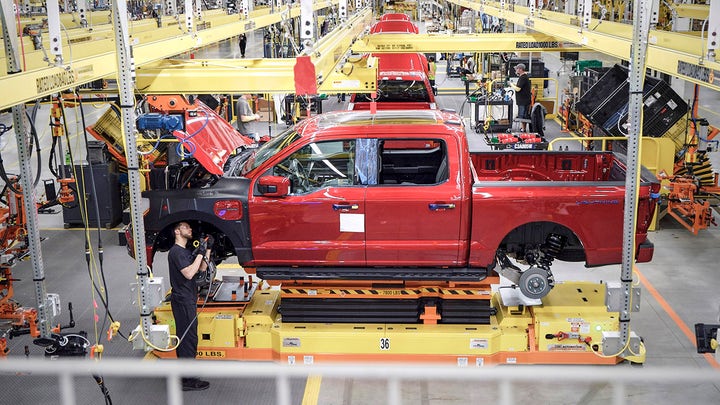 Electric Ford F-150 Lightning revealed