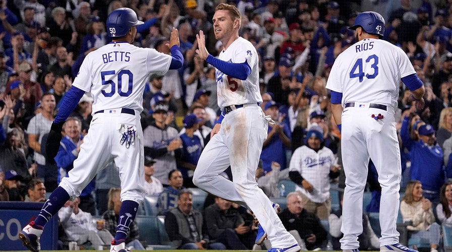 Freddie Freeman Hits 1st Home Run For Dodgers In Reunion Win Over ...