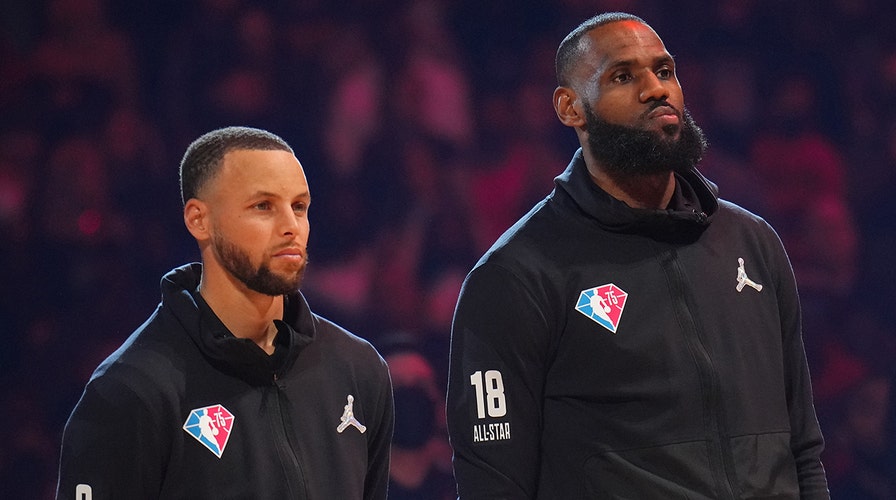Stephen Curry Brushes Off LeBron James' Idea of Teaming Up: 'I'm Good