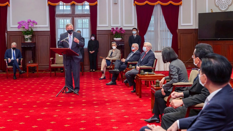 Sen. Richard Burr, R-N.C., left, speaks during a meeting with Taiwan's President Tsai Ing-wen