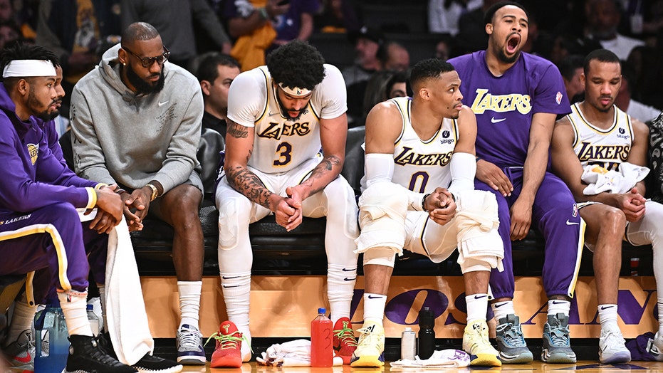 Superstar-laden Lakers to miss NBA playoffs two seasons after winning title
