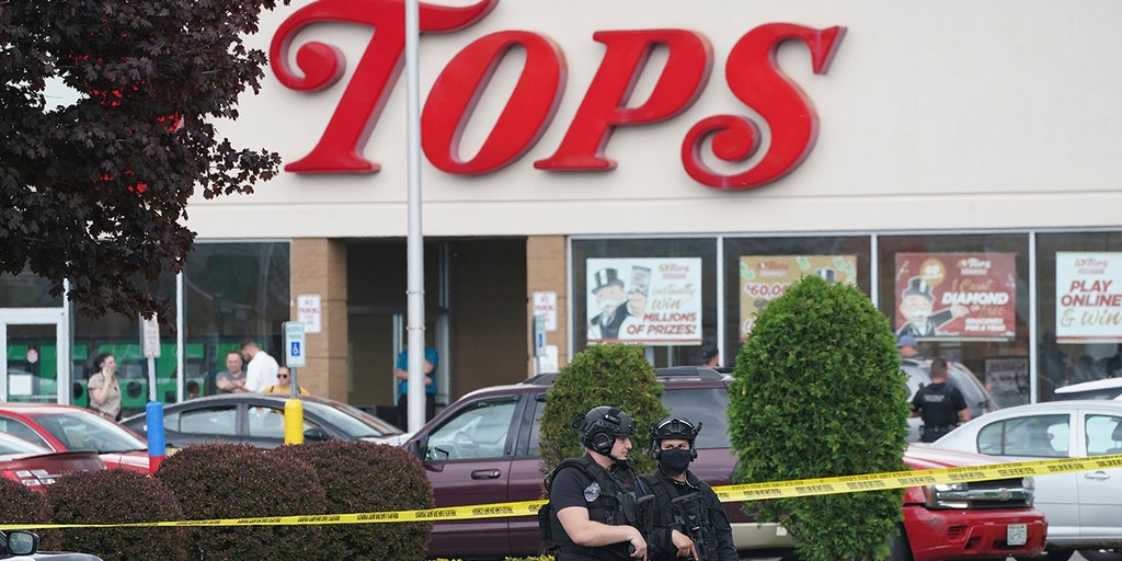 Buffalo mass shooting: 911 dispatcher fired for allegedly hanging up on Tops supermarket employee - Vimarsana News