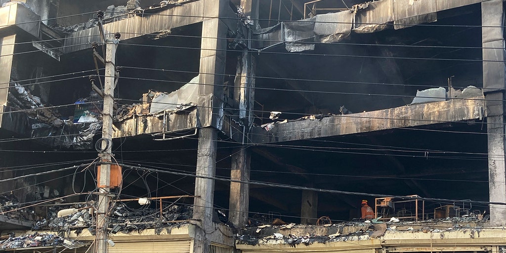 India police arrest 2 after building fire kills 27 in New Delhi - Vimarsana News
