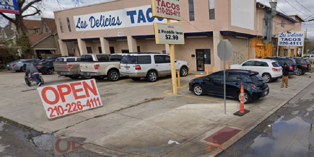 Texas man slashed with machete runs into taco shop for help - Vimarsana News