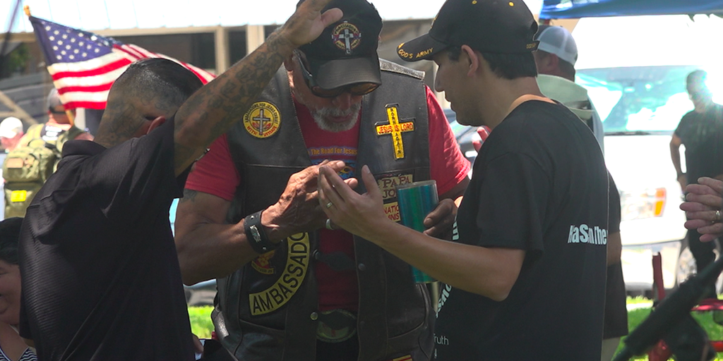 'The light will never go out': Uvalde community relying on faith to pull them through tragedy - Vimarsana News