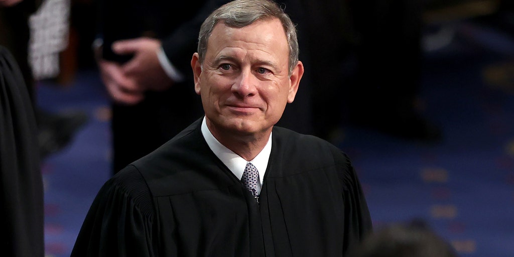 https://a57.foxnews.com/static.foxnews.com/foxnews.com/content/uploads/2022/05/1024/512/Supreme-Court-Chief-Justice-John-Roberts.jpg?ve=1&tl=1