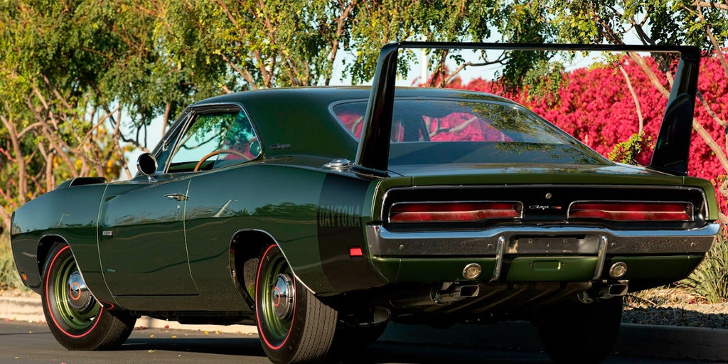 1969 DODGE DAYTONA アーテル 1969 Dodge Daytona muscle car sold for record $1.3 million | Fox News