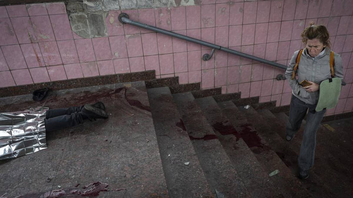 Civilians killed by Russian shelling in Kharkiv
