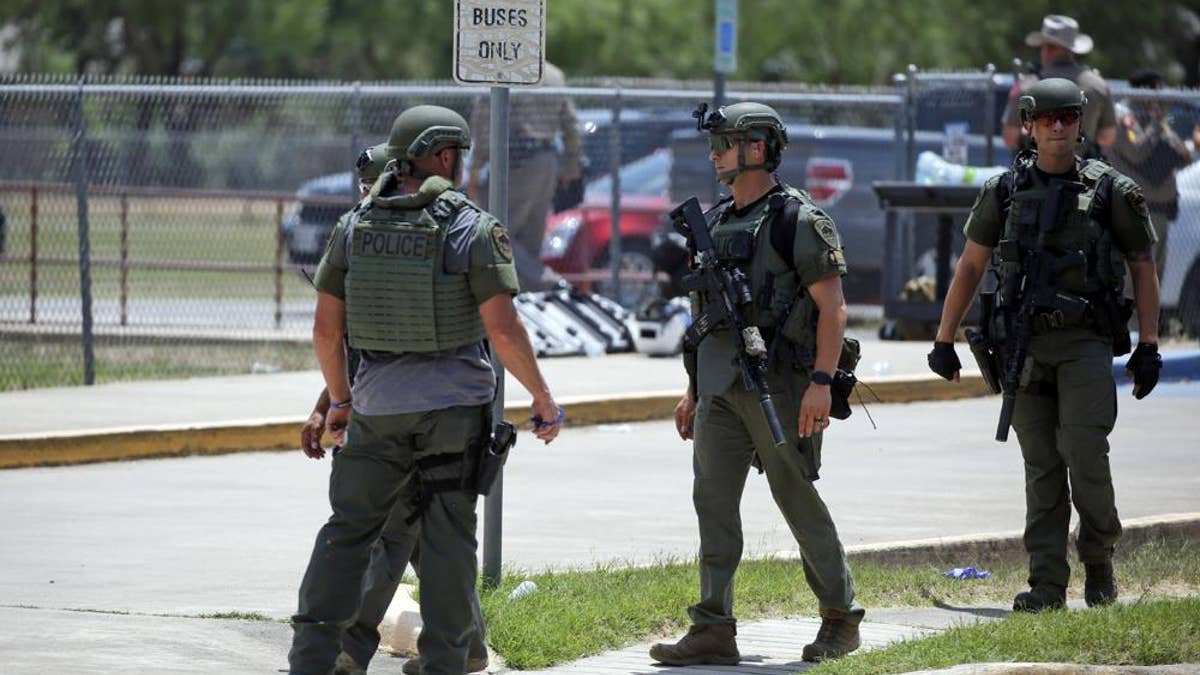 Robb Elementary School Uvalde Texas shooting