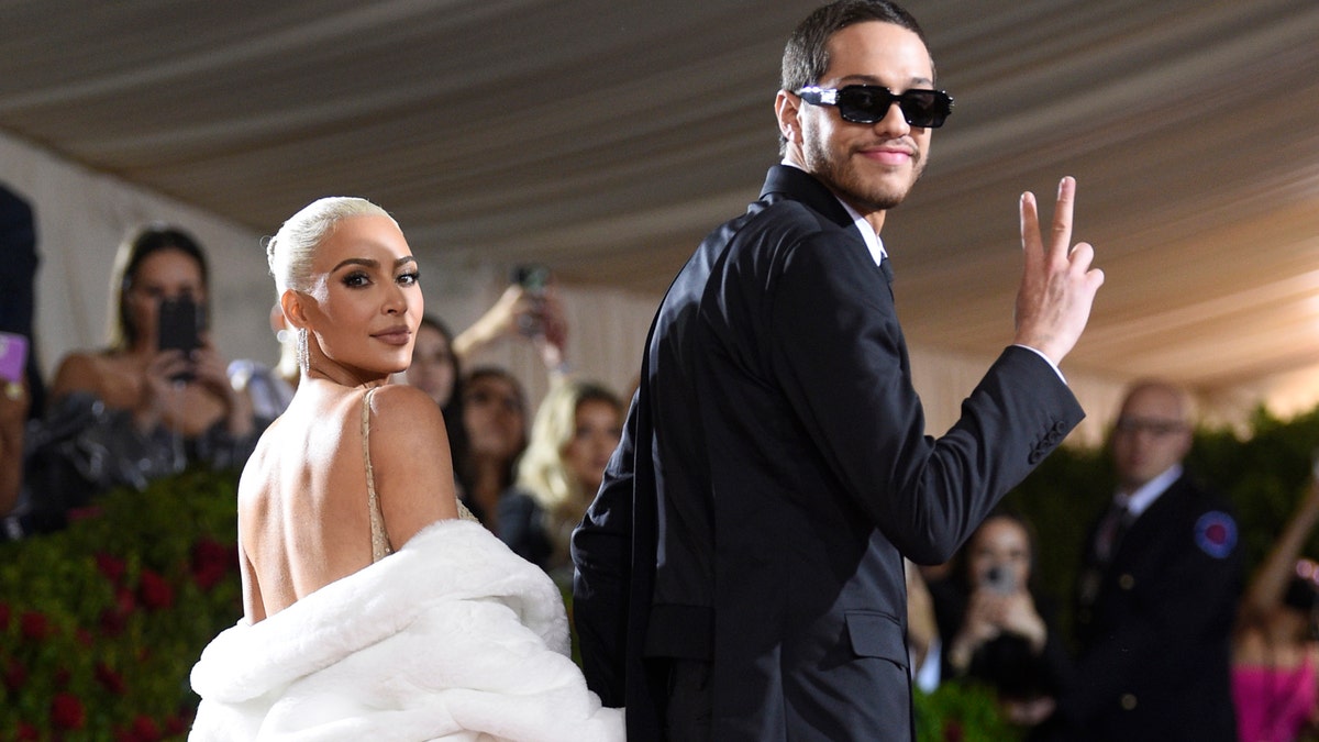 pete davidson kim kardashian met gala