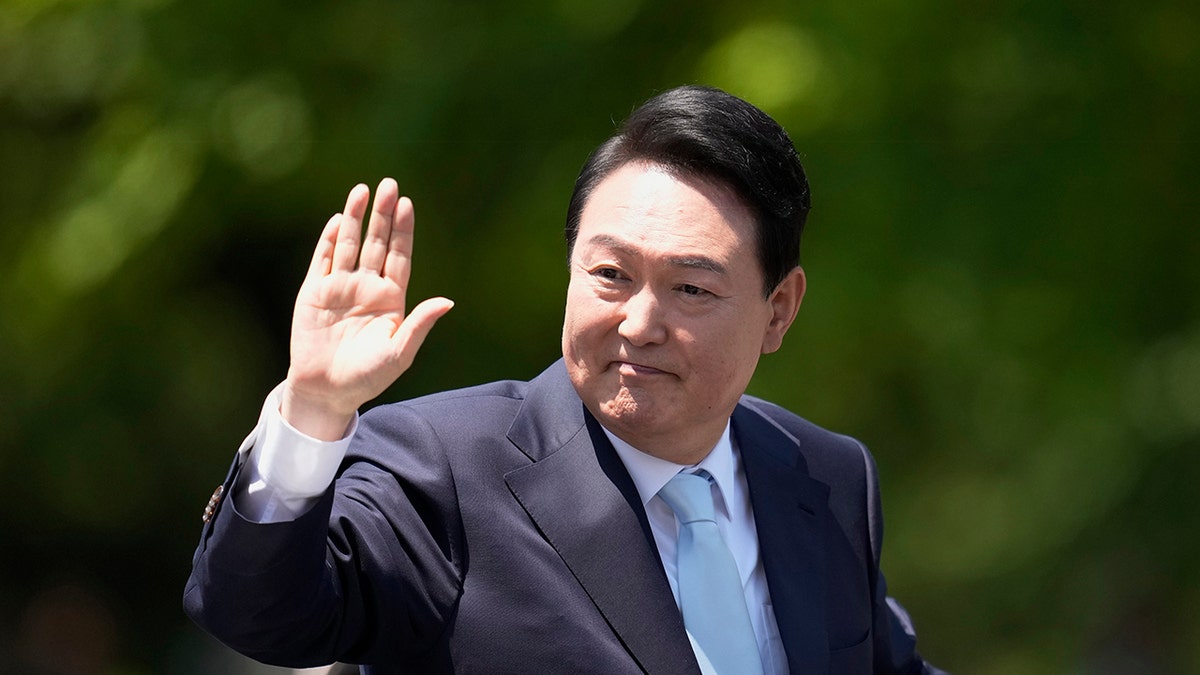 South Koreas new conservative president Yoon Suk Yeol, will meet President Biden on his first stop on his tour of Asia
