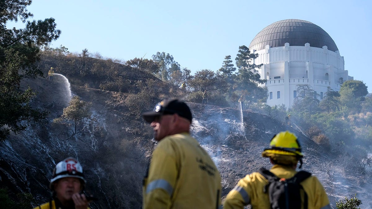 Fire personnel respond to blaze near Griffith Observatory