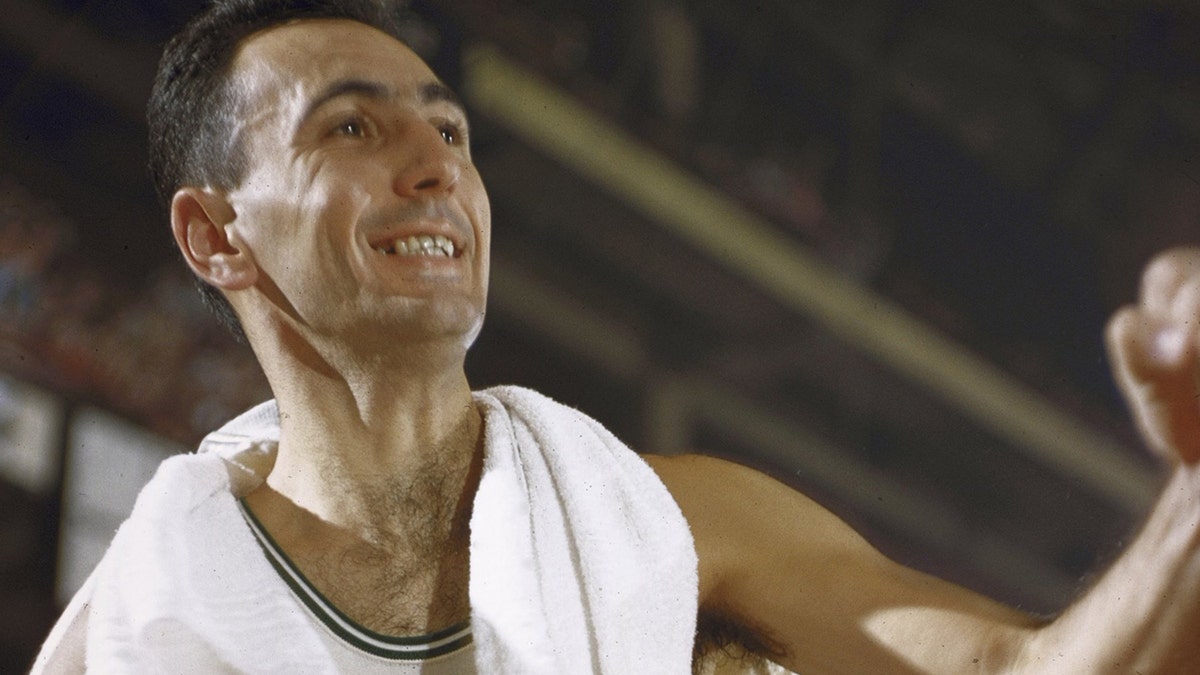 Bob Cousy in 1955