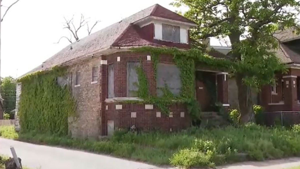 Chicago woman chained abandoned home